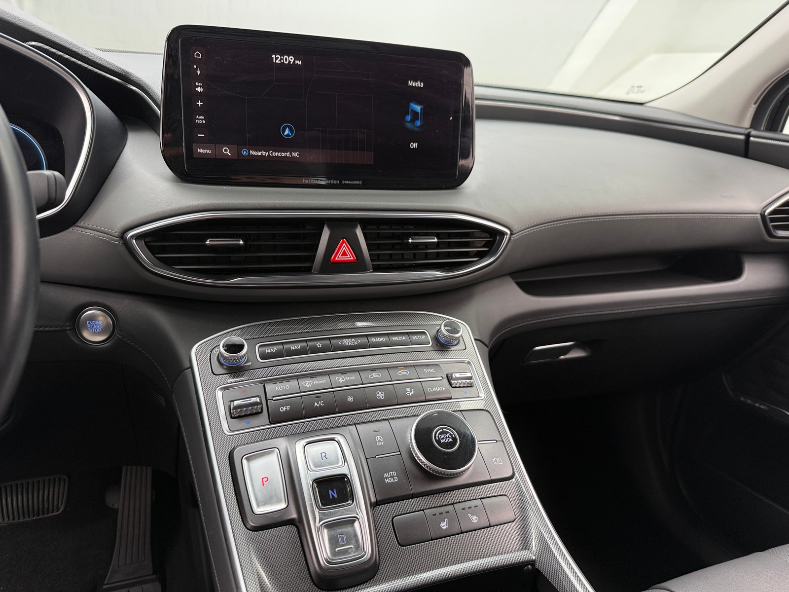 Thumbnail: 2023 Hyundai Santa Fe - 4