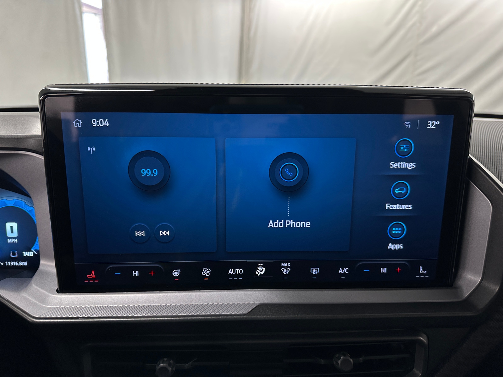 Thumbnail: 2025 Ford Bronco Sport - 4