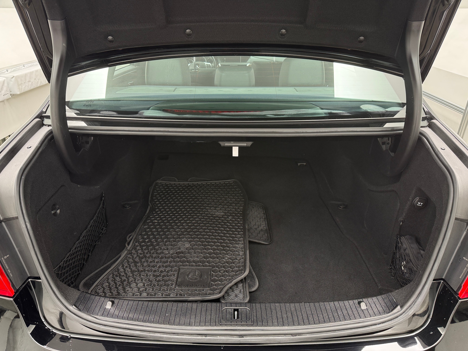 Thumbnail: 2012 Mercedes-Benz E-Class - 6