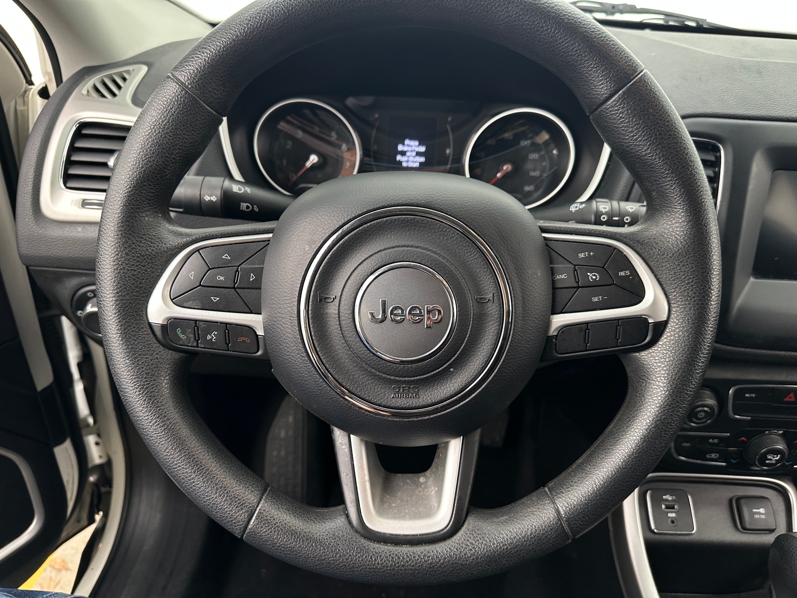 Thumbnail: 2020 Jeep Compass - 5