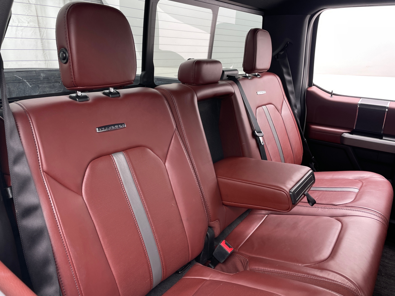 Thumbnail: 2018 Ford Econoline - 5