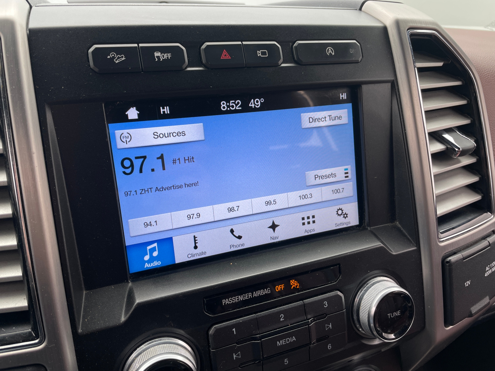 Thumbnail: 2018 Ford Econoline - 3