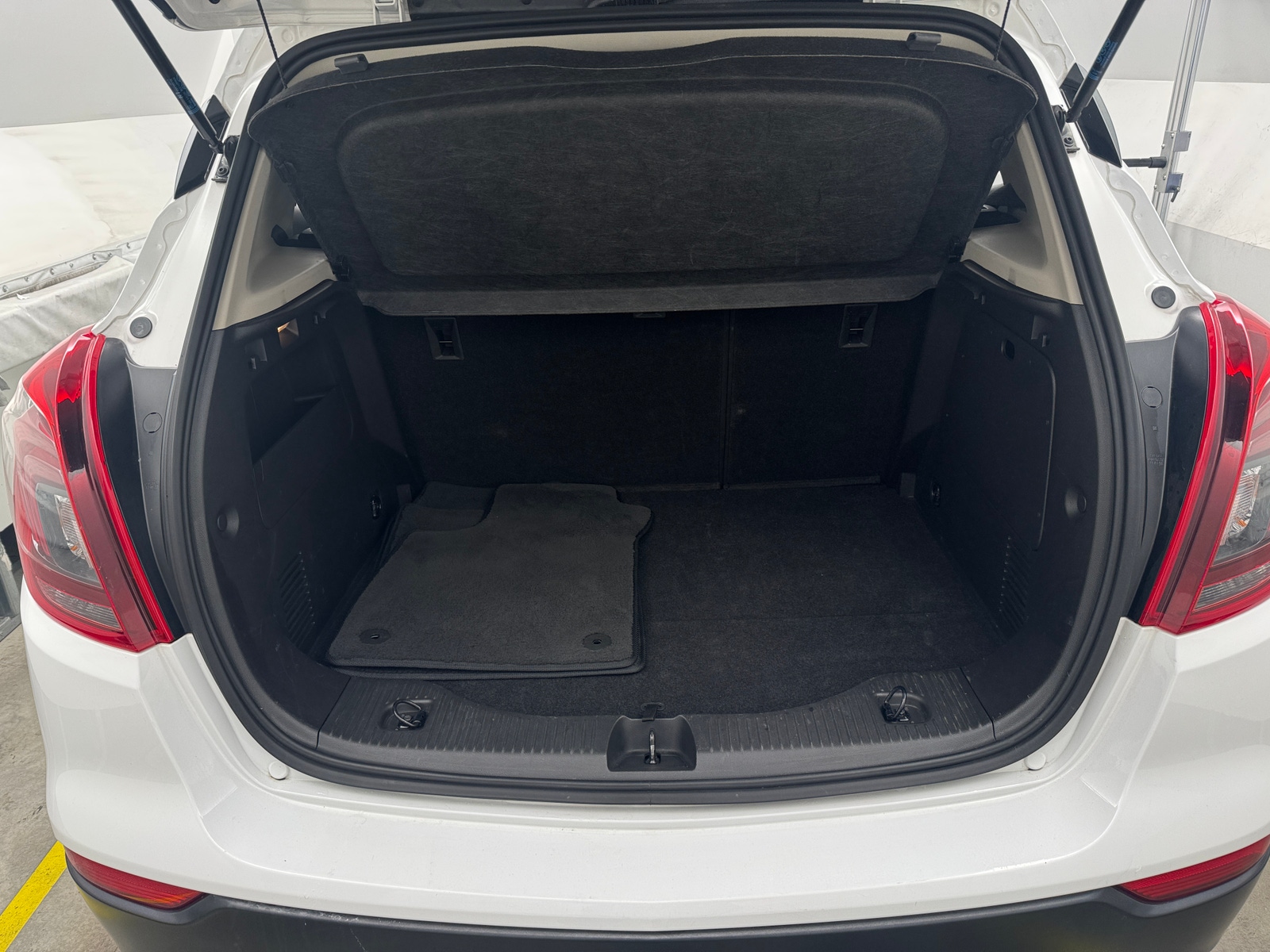 Thumbnail: 2019 Buick Encore - 6