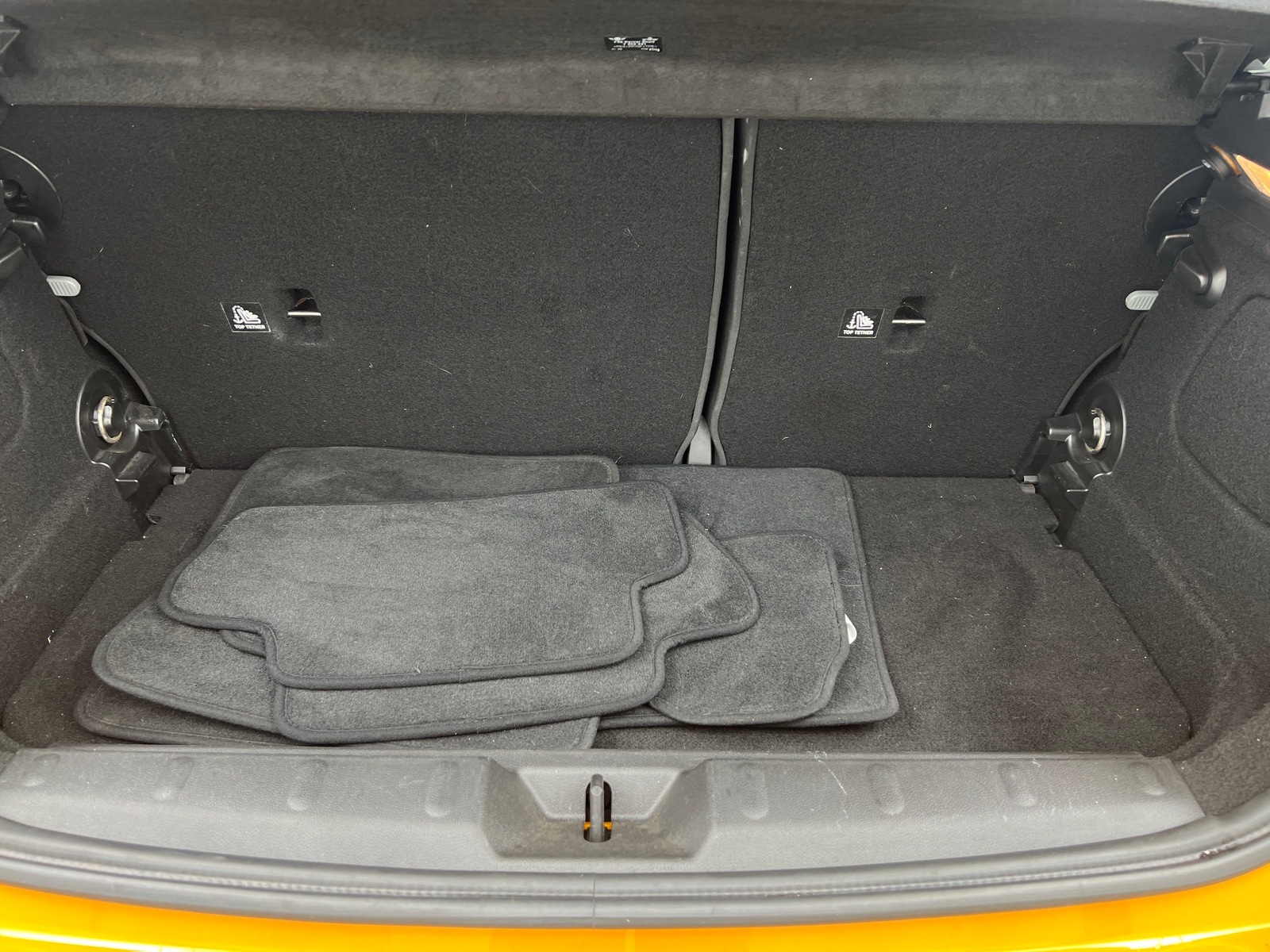 Thumbnail: 2016 MINI Cooper Hardtop - 7