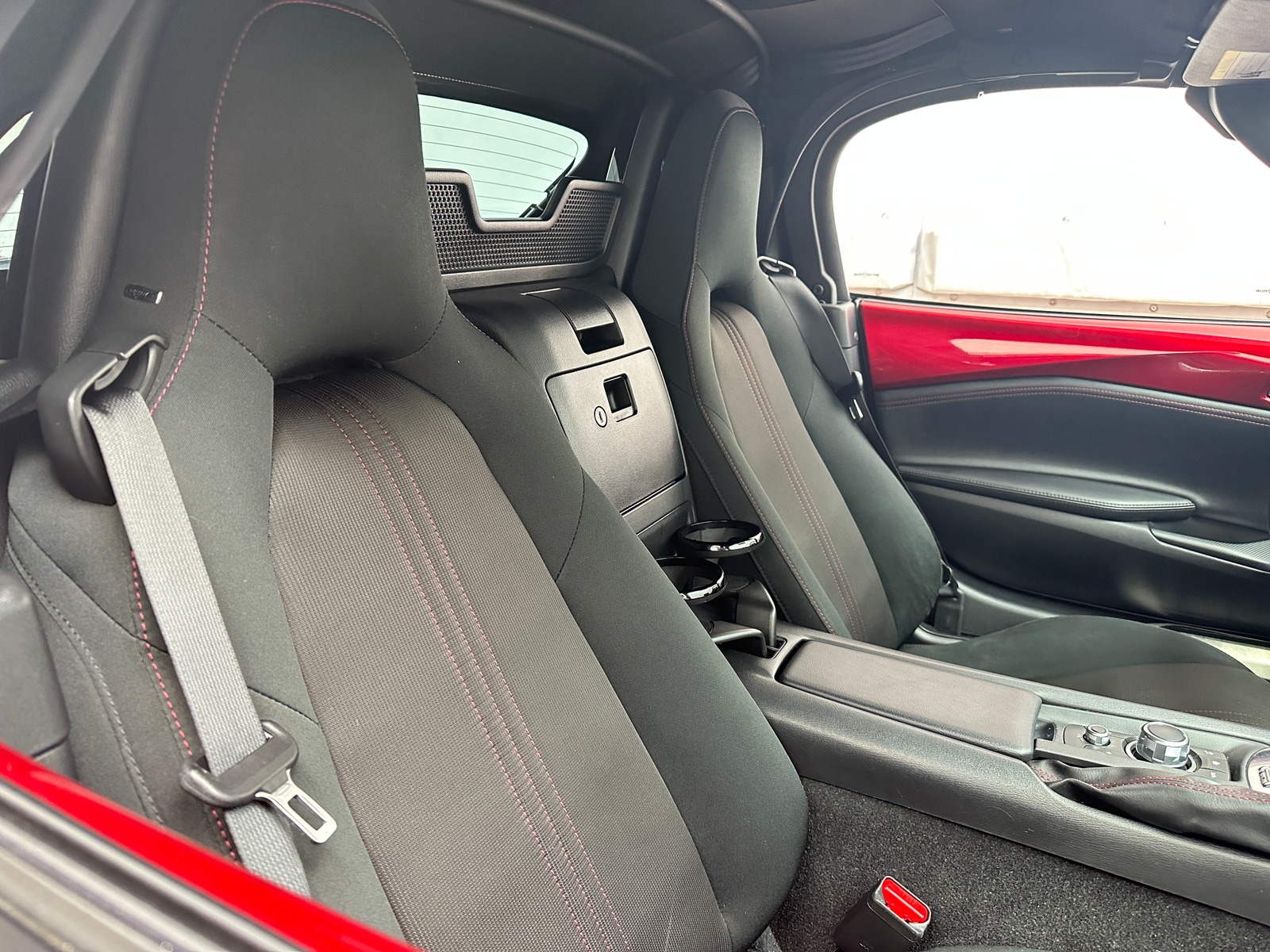 Thumbnail: 2019 Mazda MX-5 Miata - 2