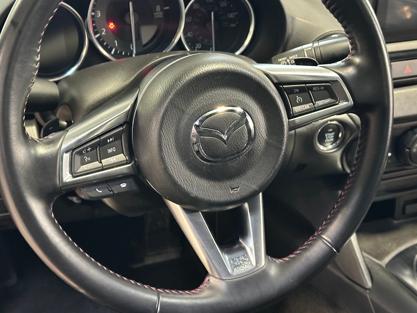 Thumbnail: 2019 Mazda MX-5 Miata - 5