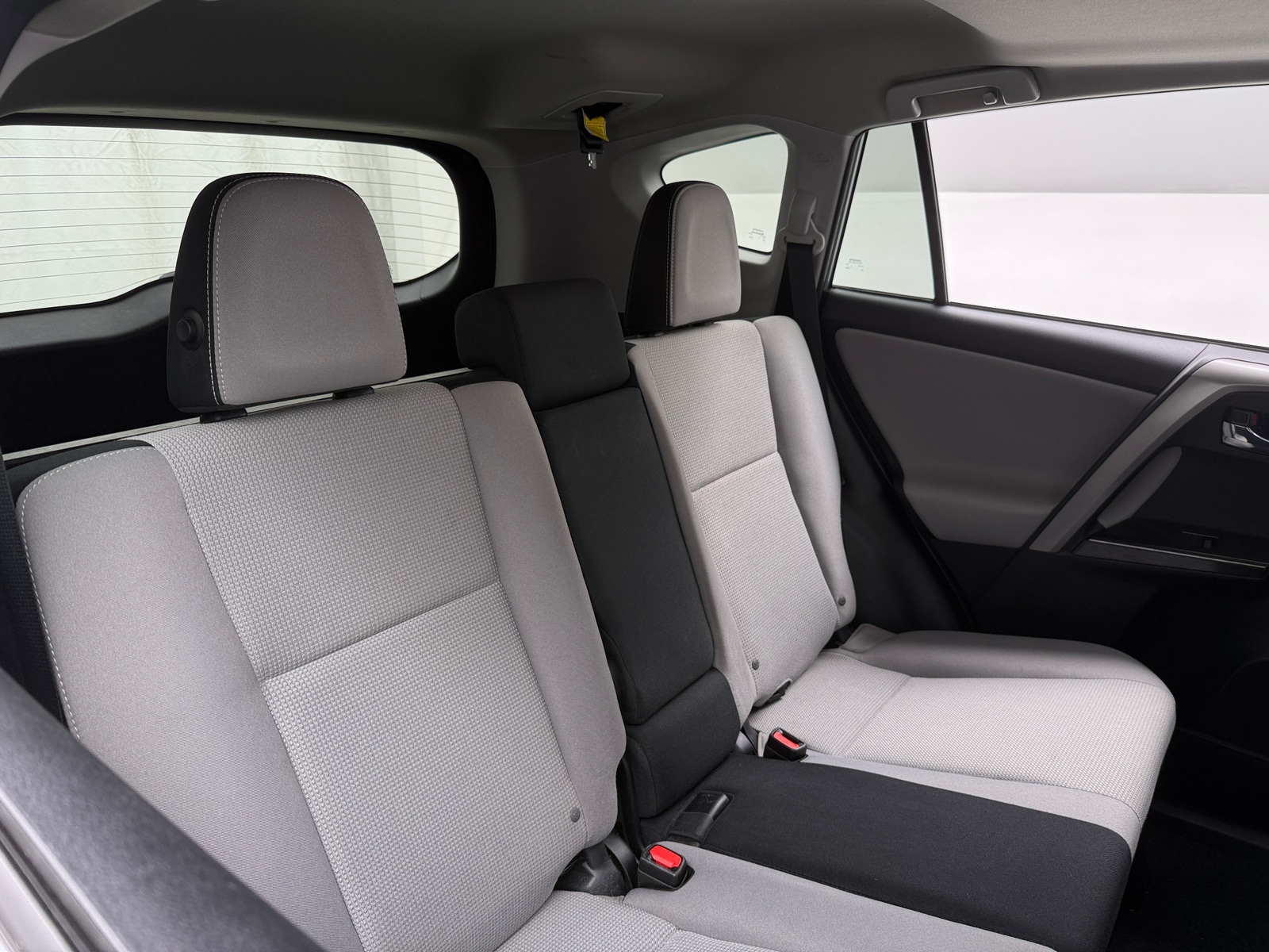 Thumbnail: 2018 Toyota RAV4 - 6