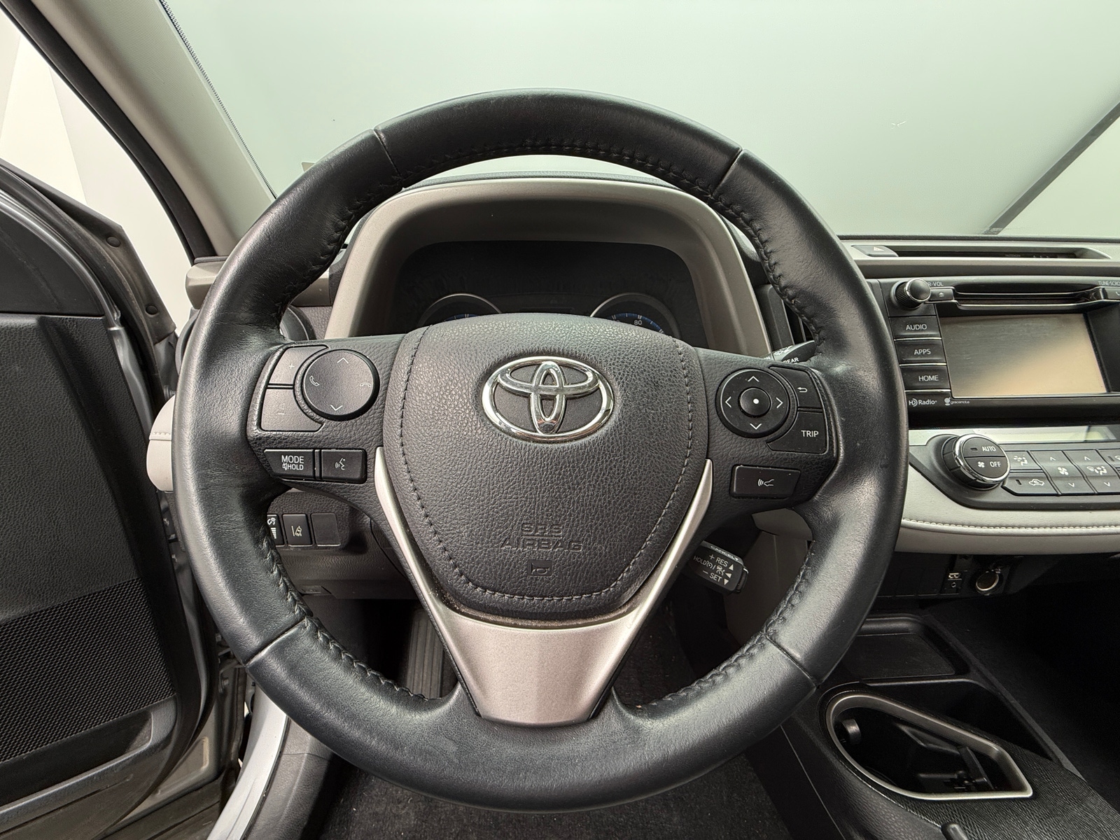 Thumbnail: 2018 Toyota RAV4 - 5