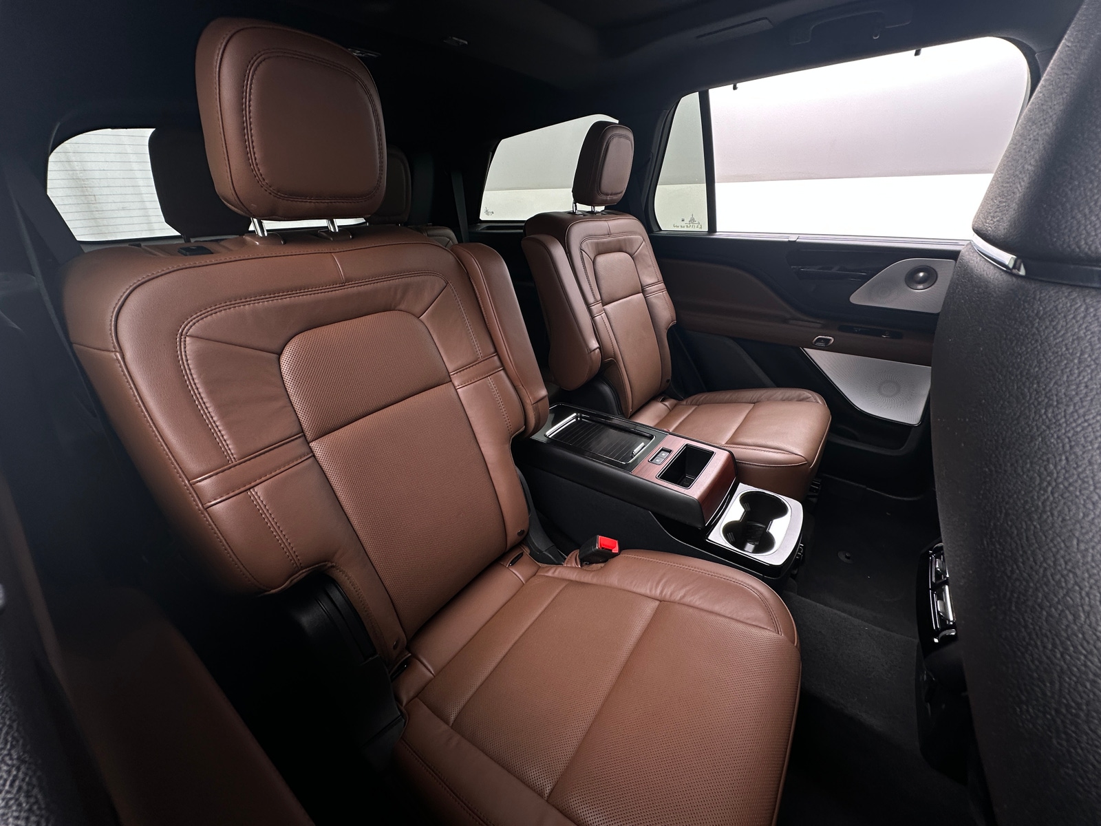 Thumbnail: 2023 Lincoln Aviator - 5