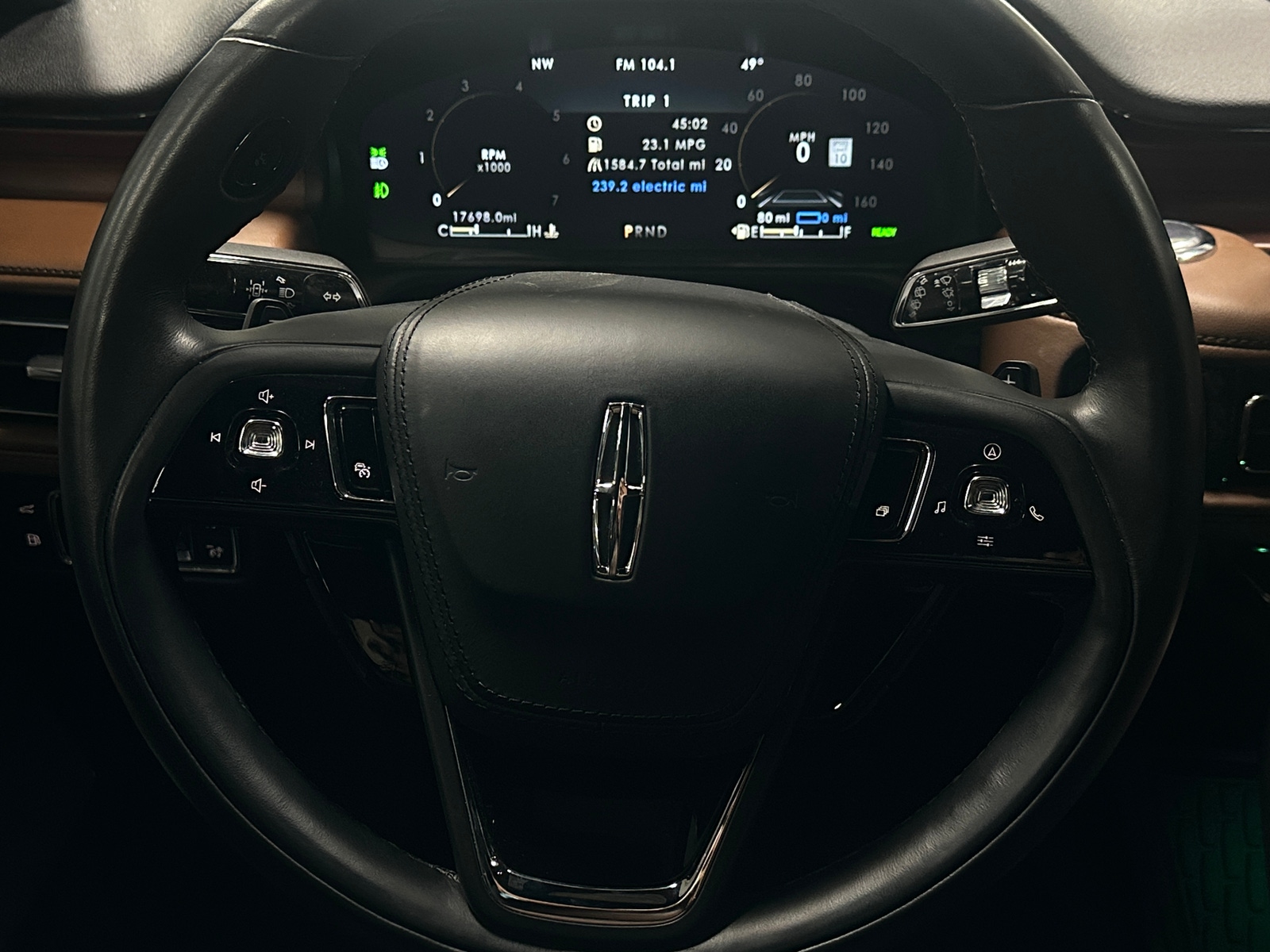 Thumbnail: 2023 Lincoln Aviator - 4