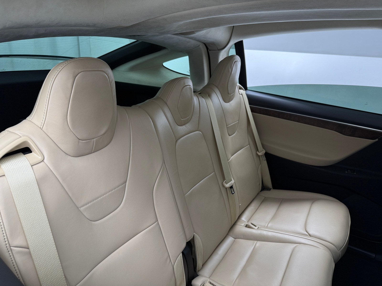 Thumbnail: 2017 Tesla Model X - 4