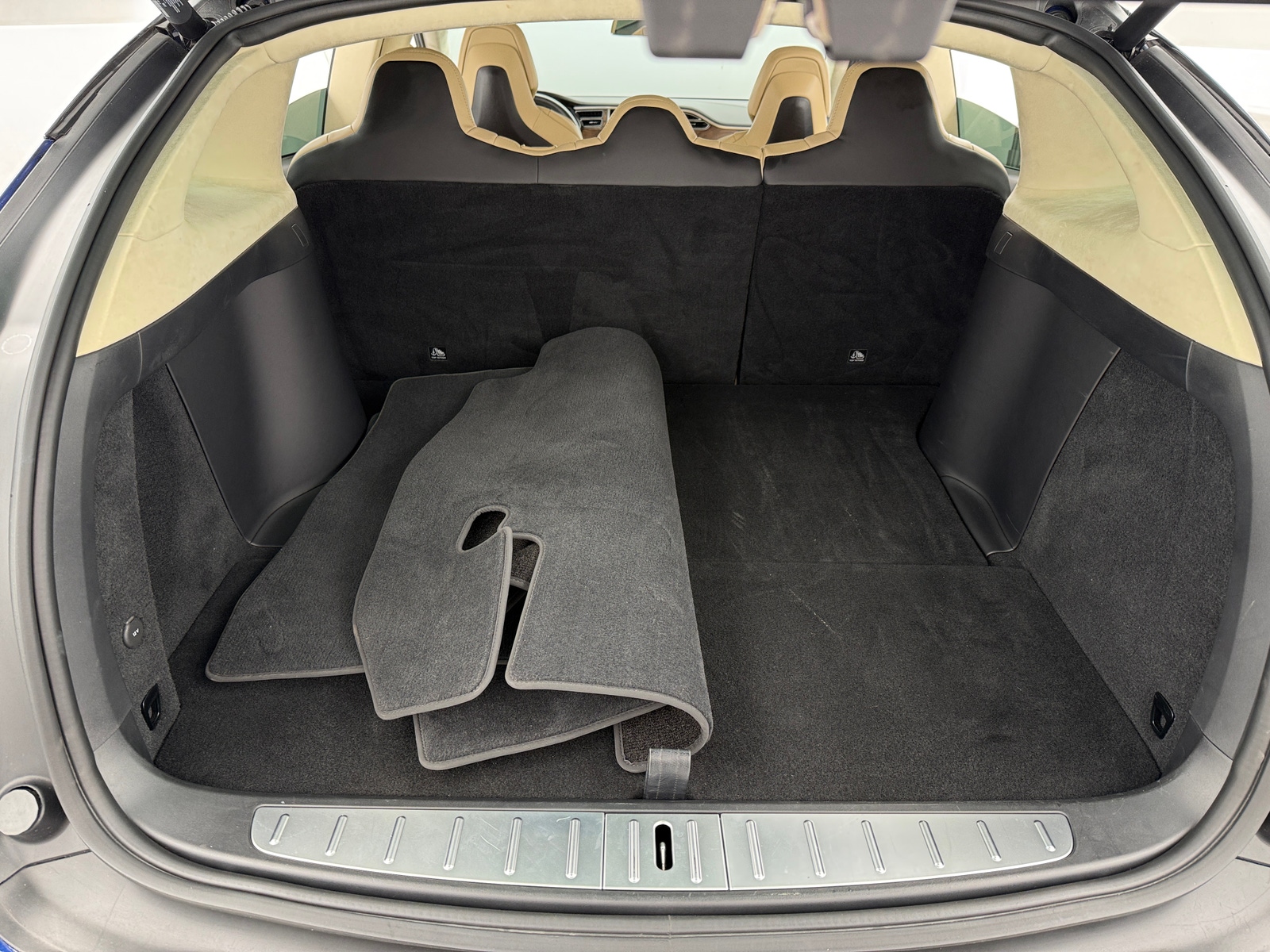 Thumbnail: 2017 Tesla Model X - 5