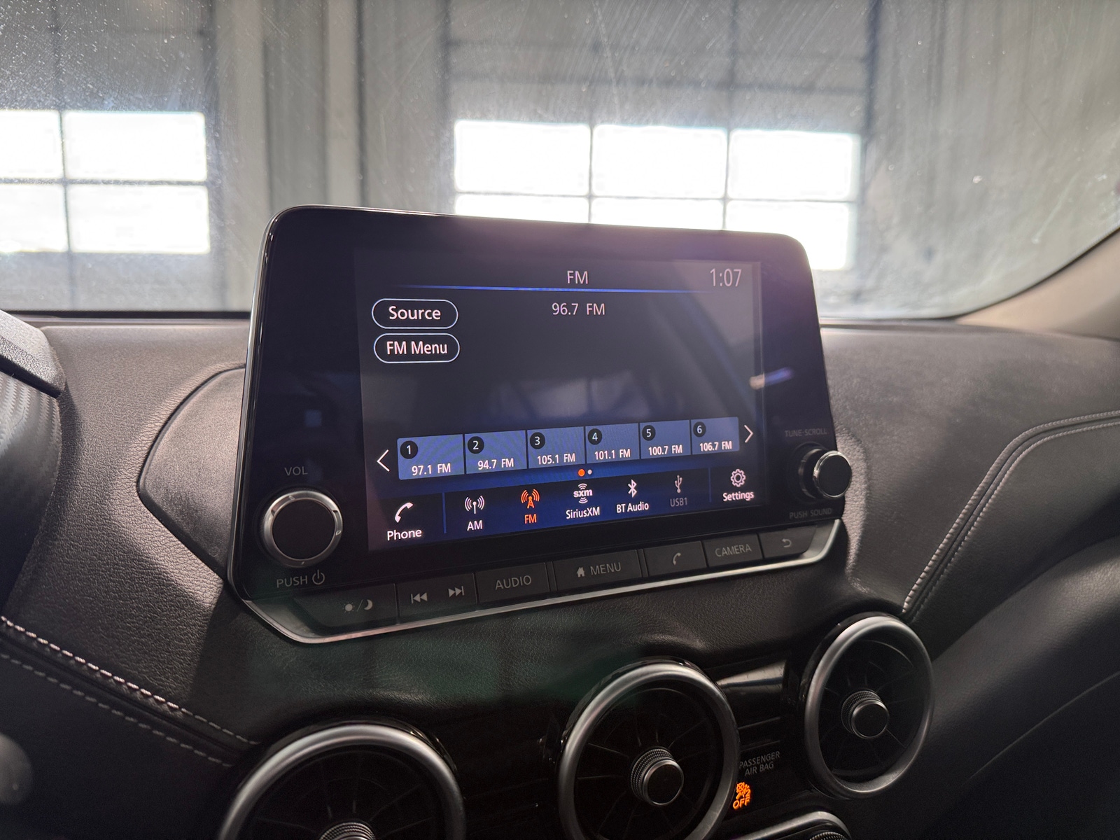 Thumbnail: 2021 Nissan Sentra - 4