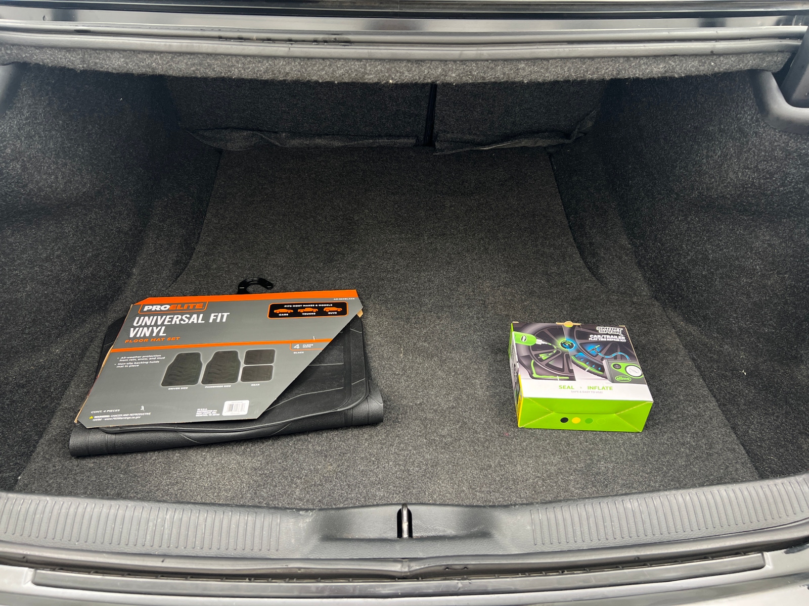 Thumbnail: 2018 Dodge Charger - 6