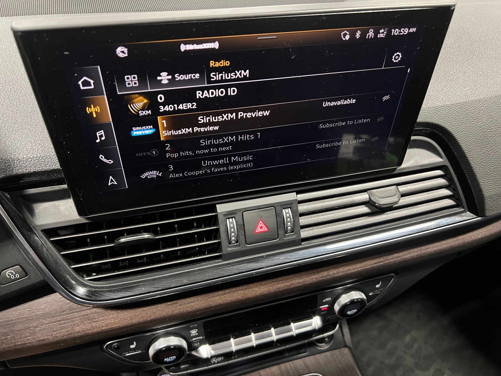 Thumbnail: 2022 Audi Q5 - 3