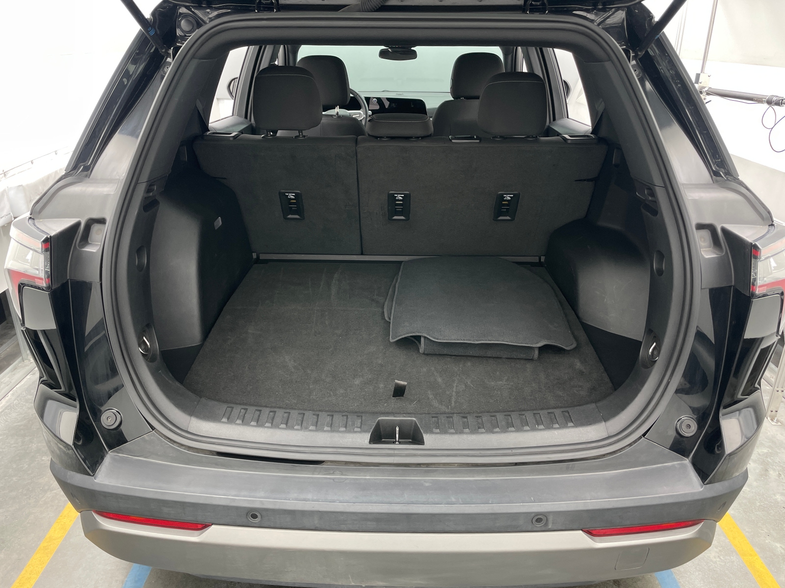 Thumbnail: 2025 Chevrolet Equinox - 7