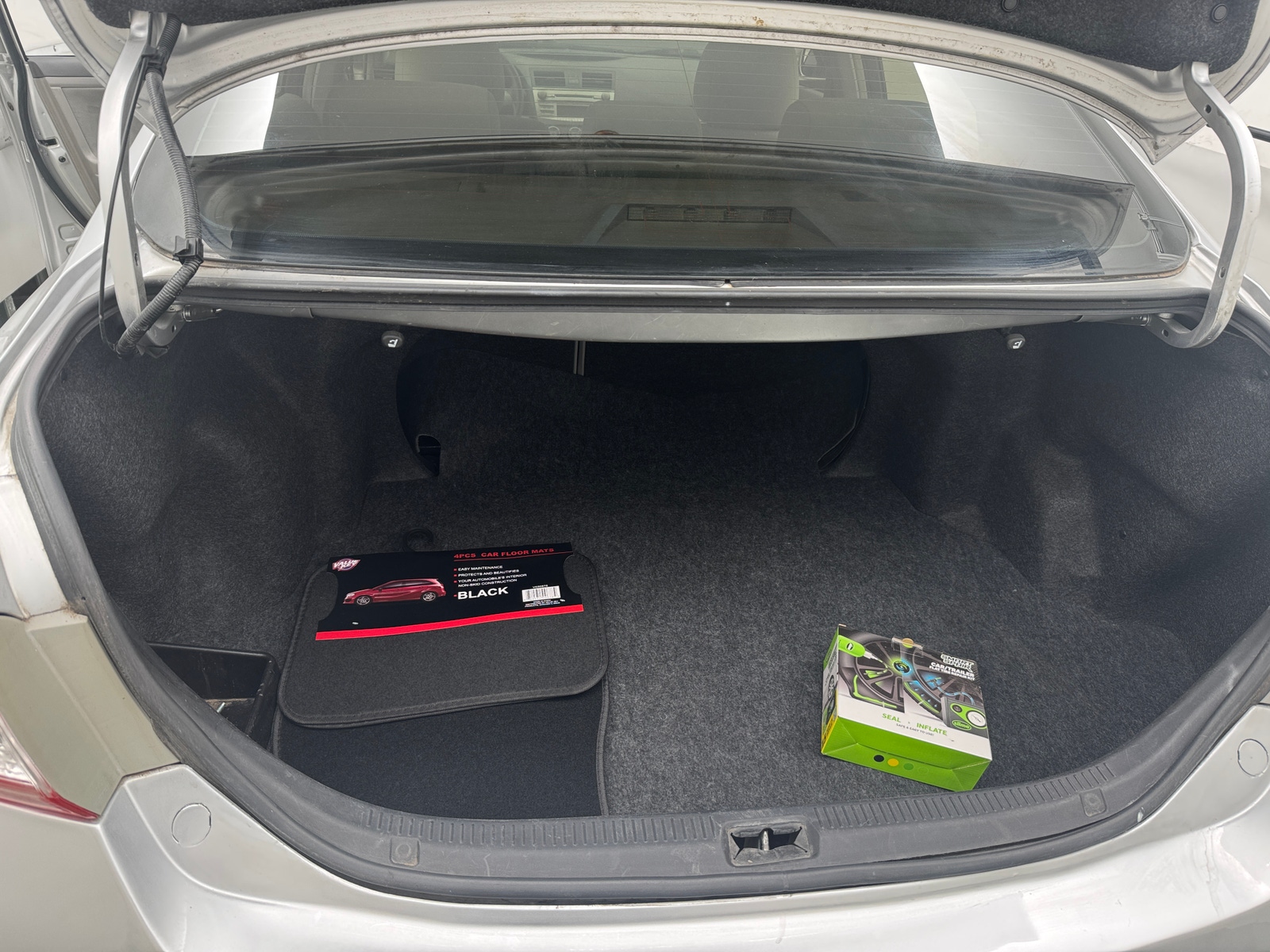 Thumbnail: 2011 Toyota Camry - 7