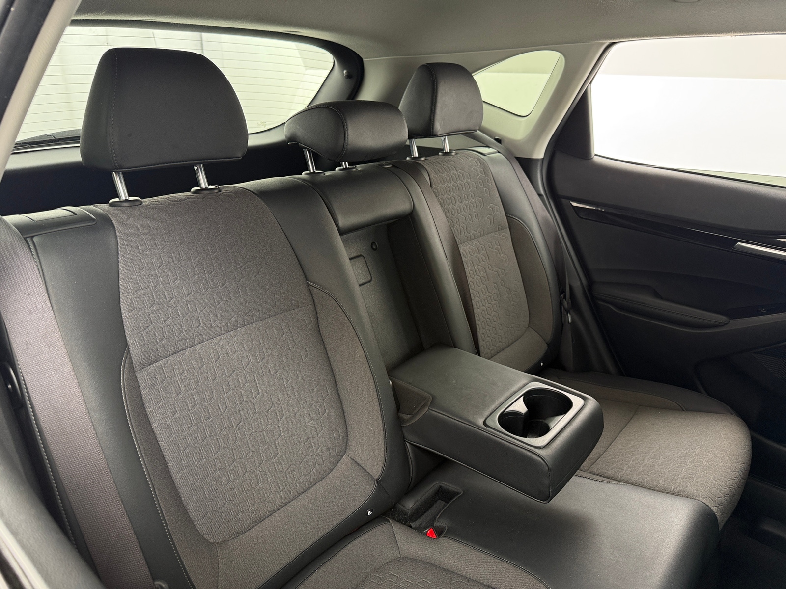 Thumbnail: 2024 Kia Seltos - 6