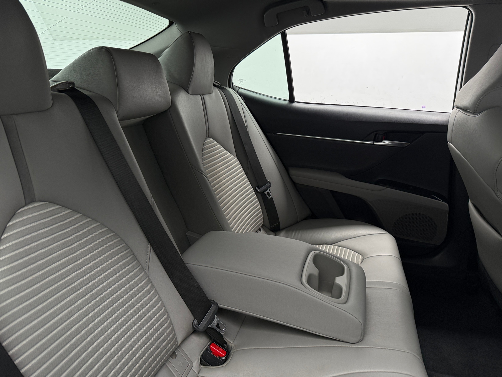 Thumbnail: 2019 Toyota Camry - 6