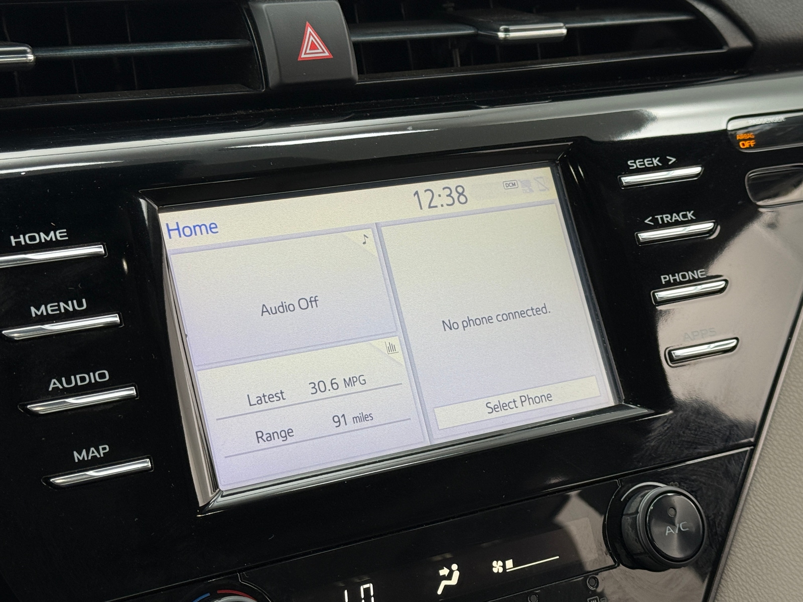 Thumbnail: 2019 Toyota Camry - 4