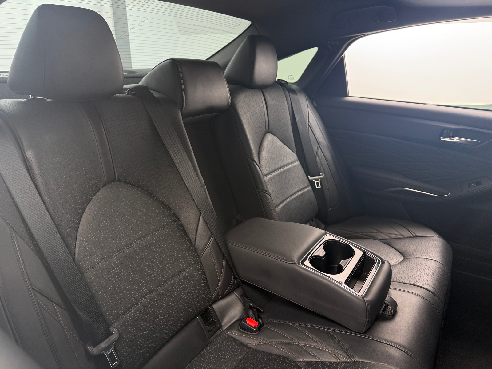 Thumbnail: 2021 Toyota Avalon - 5