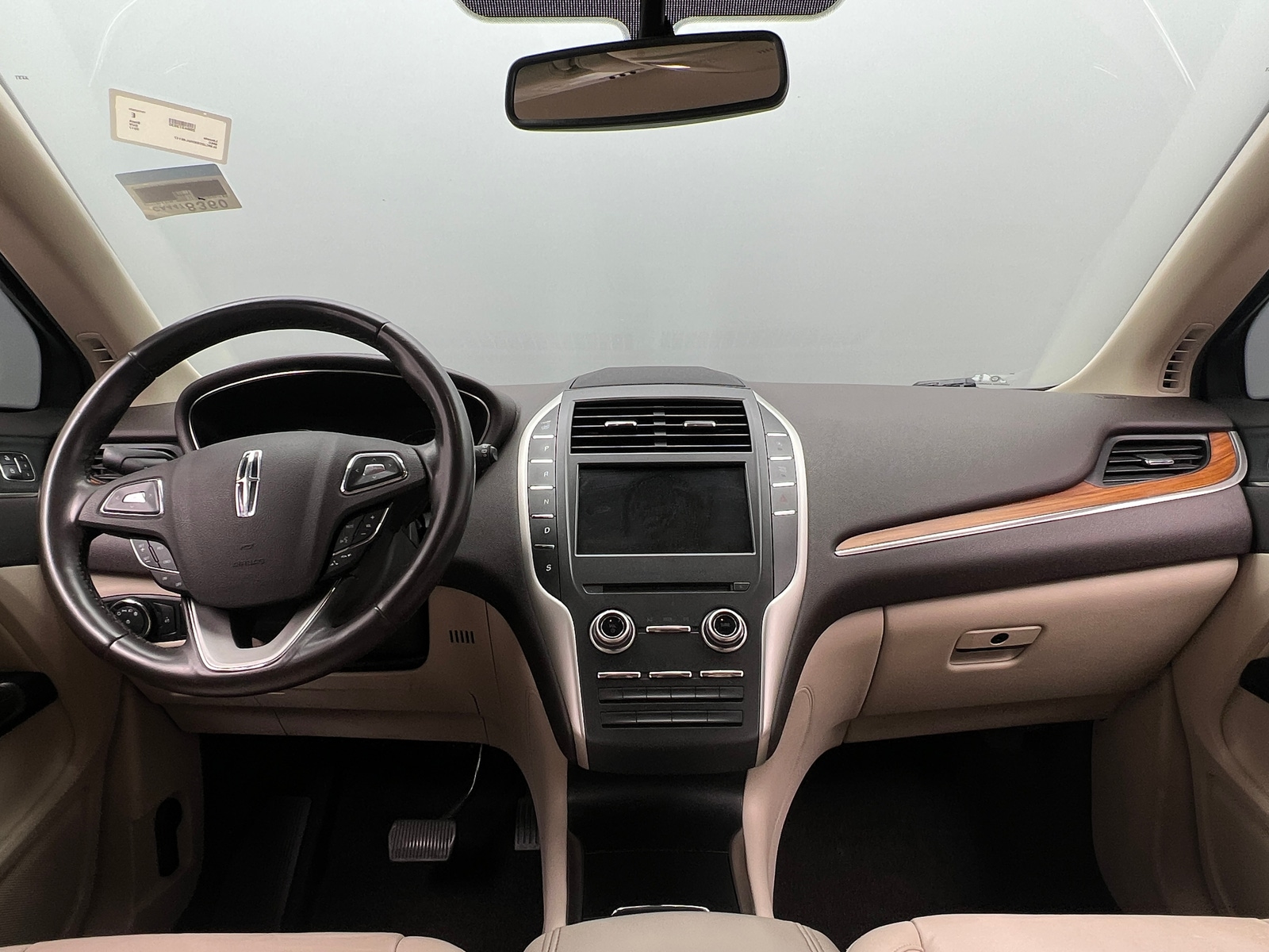 Thumbnail: 2017 Lincoln MKC - 2