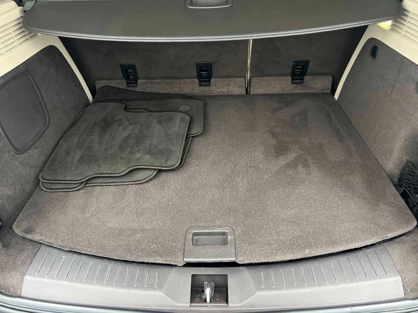 Thumbnail: 2017 Lincoln MKC - 6