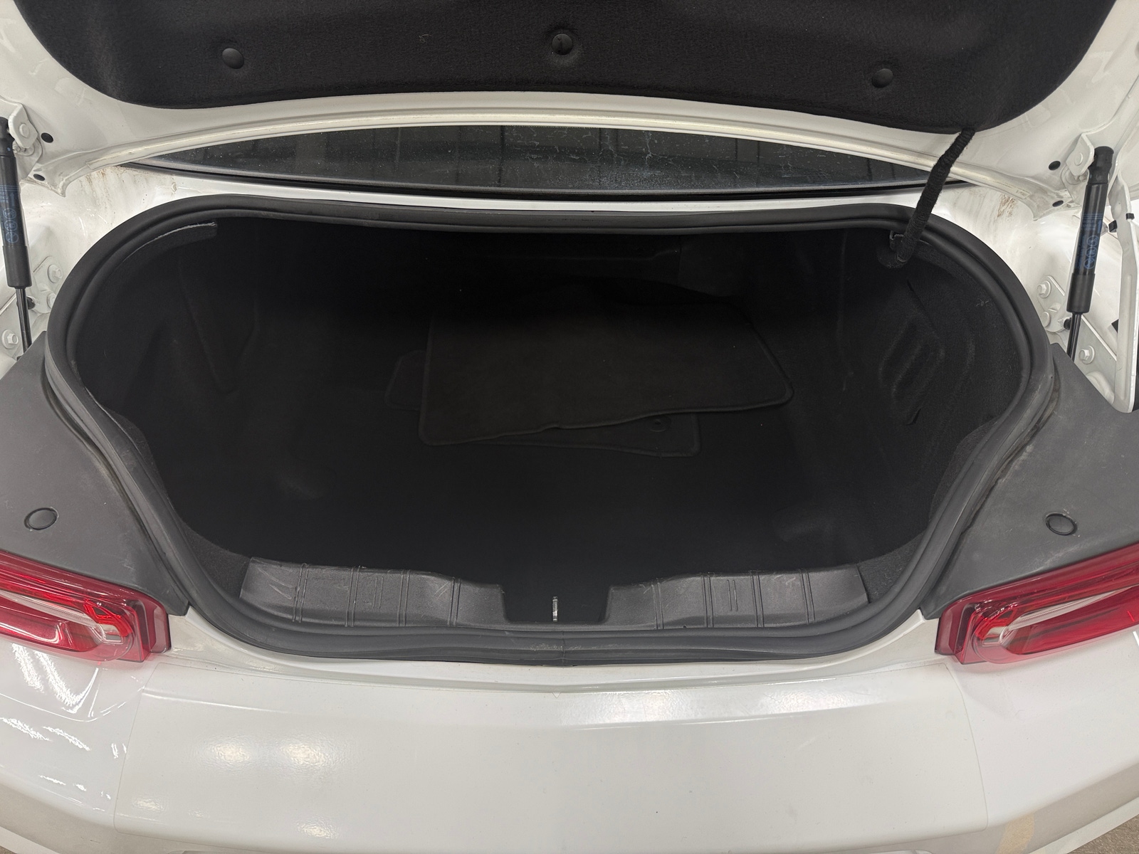 Thumbnail: 2021 Chevrolet Camaro - 5