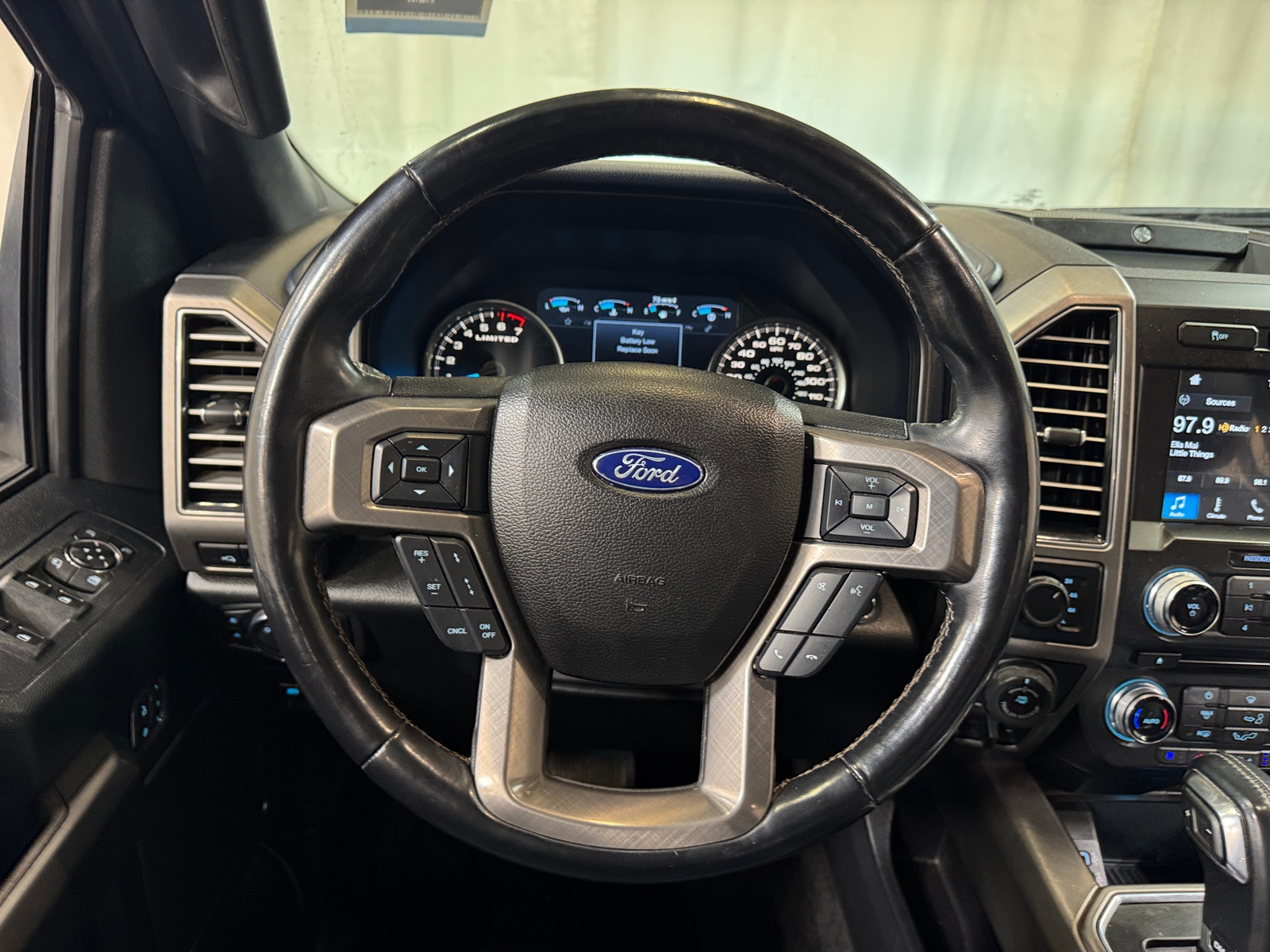 Thumbnail: 2018 Ford Econoline - 4