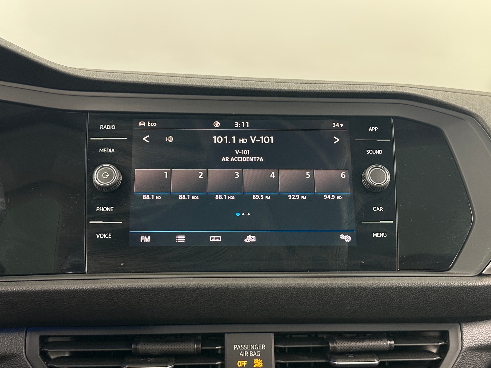 Thumbnail: 2020 Volkswagen Jetta - 3