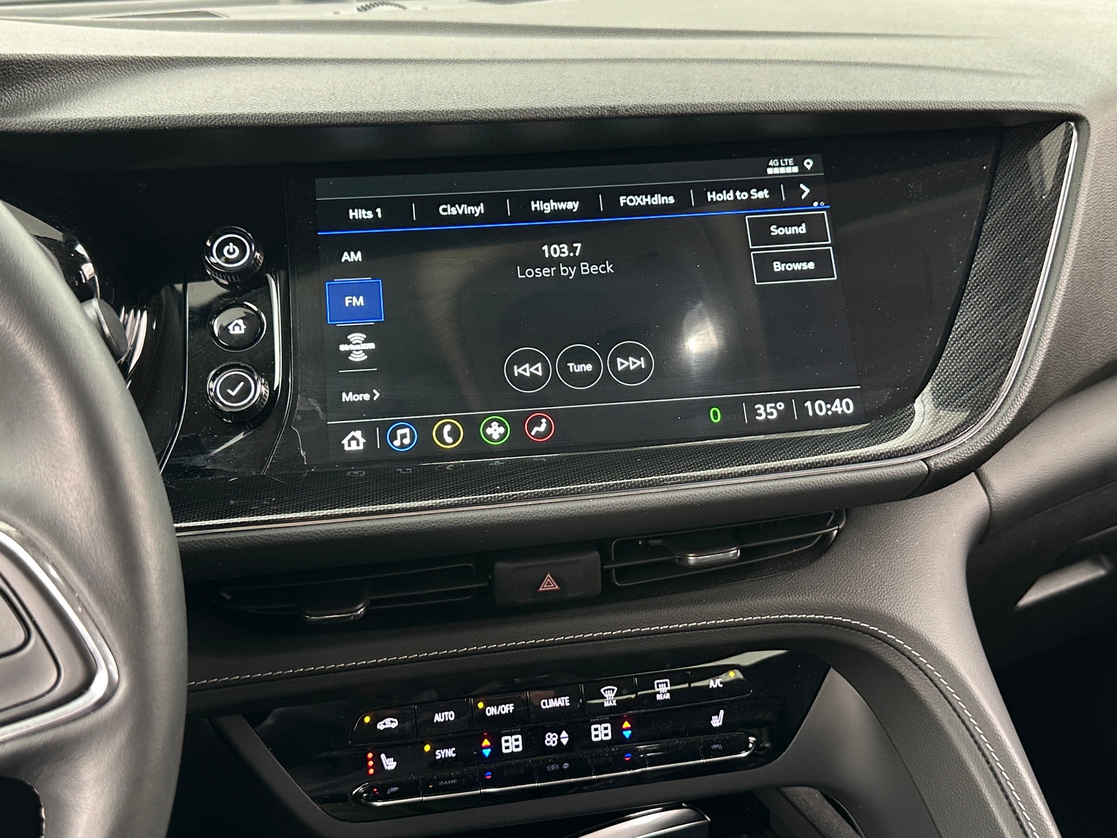 Thumbnail: 2022 Buick Envision - 4