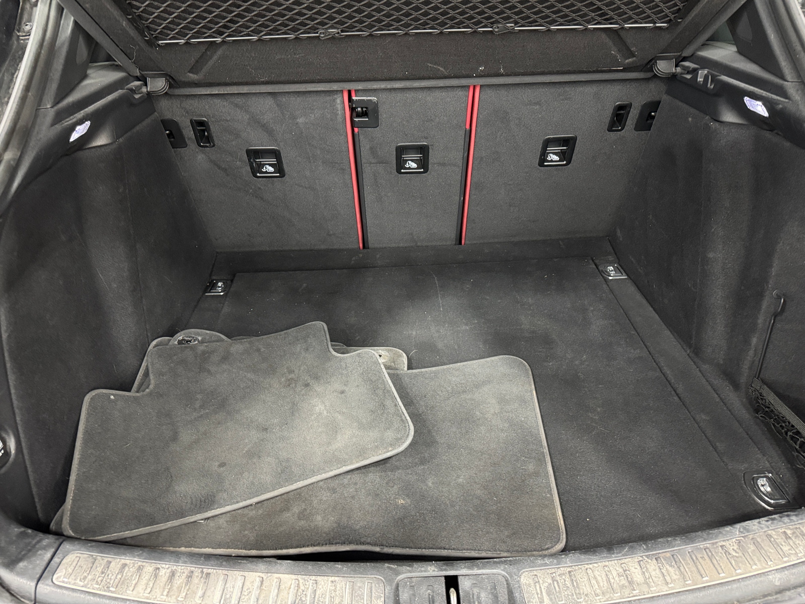 Thumbnail: 2017 Porsche Macan - 6