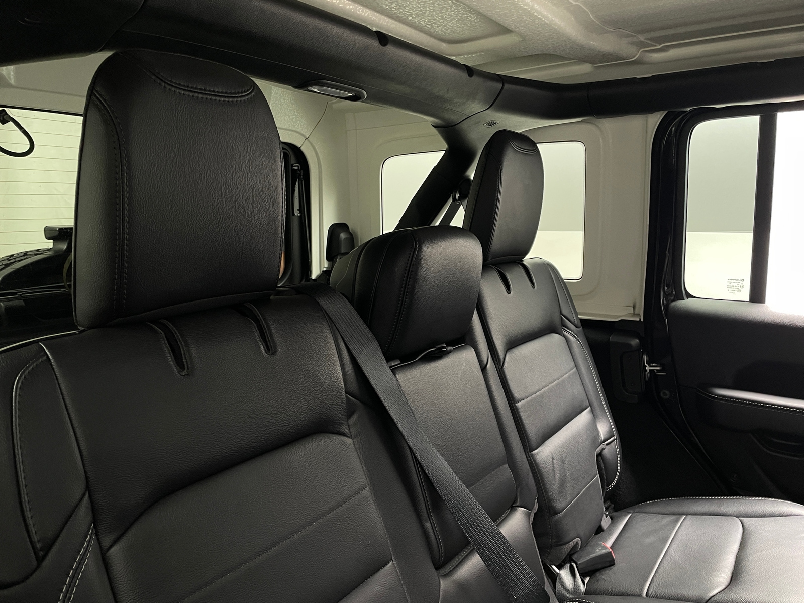 Thumbnail: 2020 Jeep Wrangler - 5