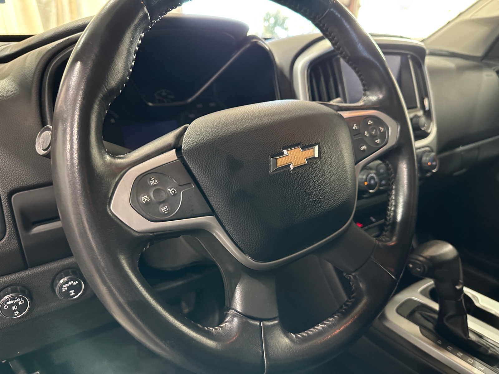 Thumbnail: 2019 Chevrolet Colorado - 5