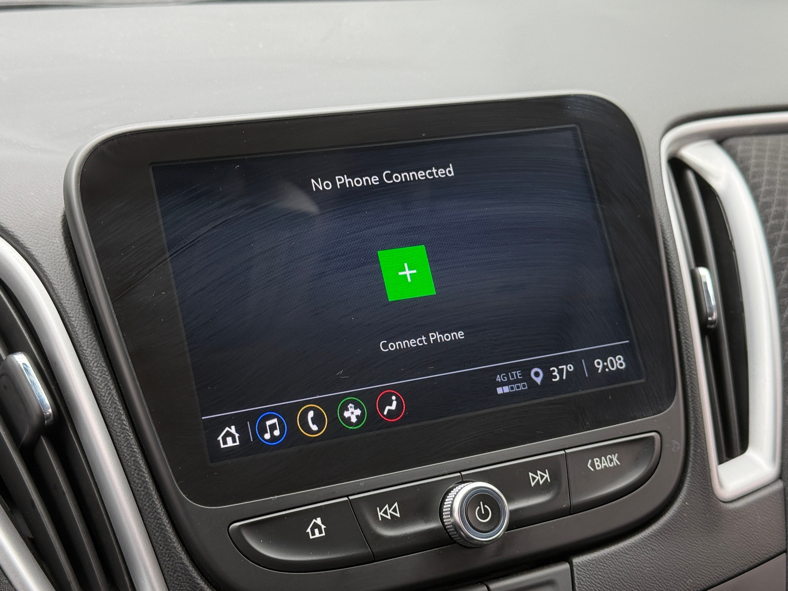 Thumbnail: 2024 Chevrolet Malibu - 4