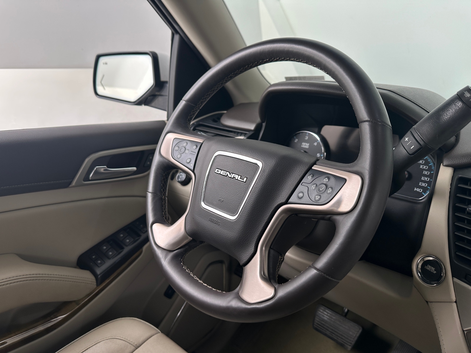 Thumbnail: 2017 GMC Yukon - 4