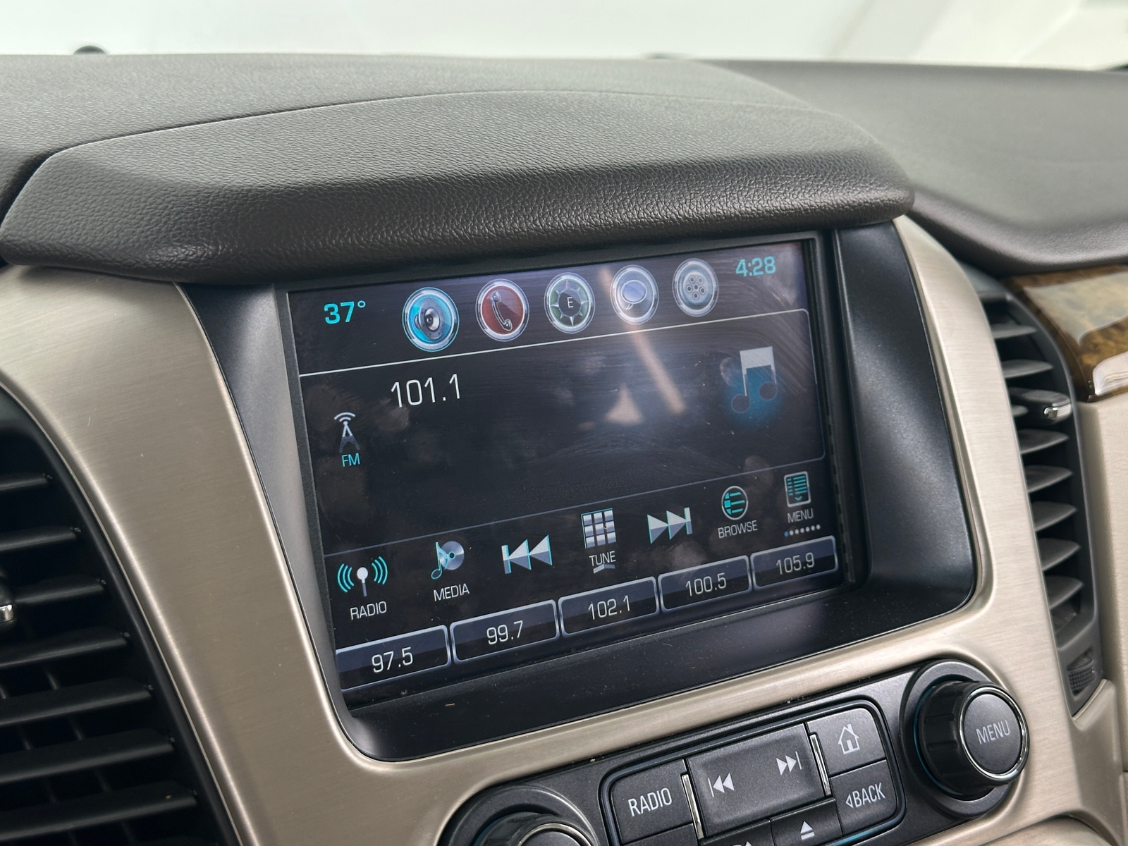 Thumbnail: 2017 GMC Yukon - 3