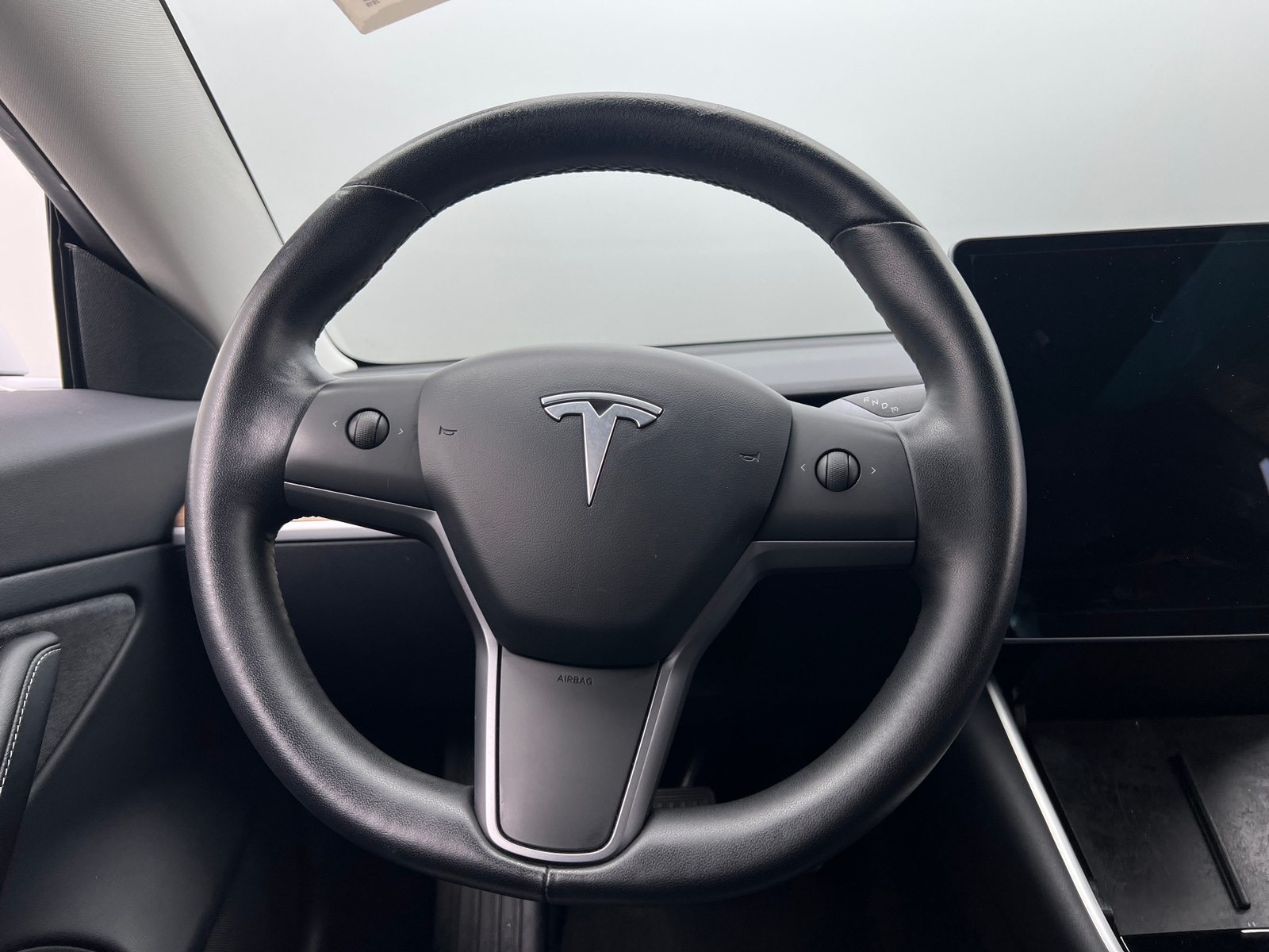 Thumbnail: 2019 Tesla Model 3 - 4