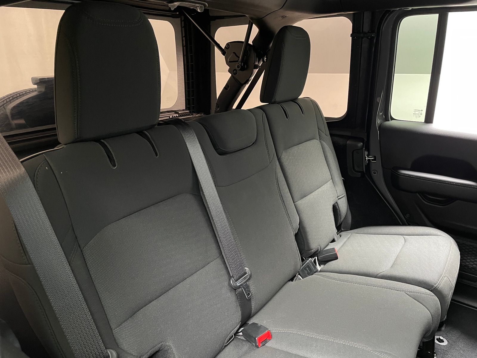 Thumbnail: 2019 Jeep Wrangler - 6