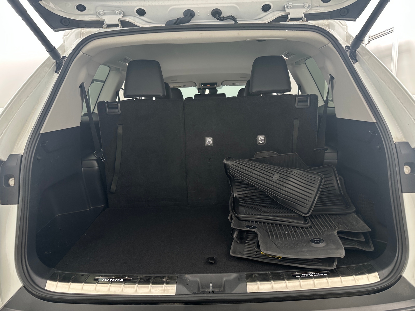 Thumbnail: 2024 Toyota Grand Highlander - 6