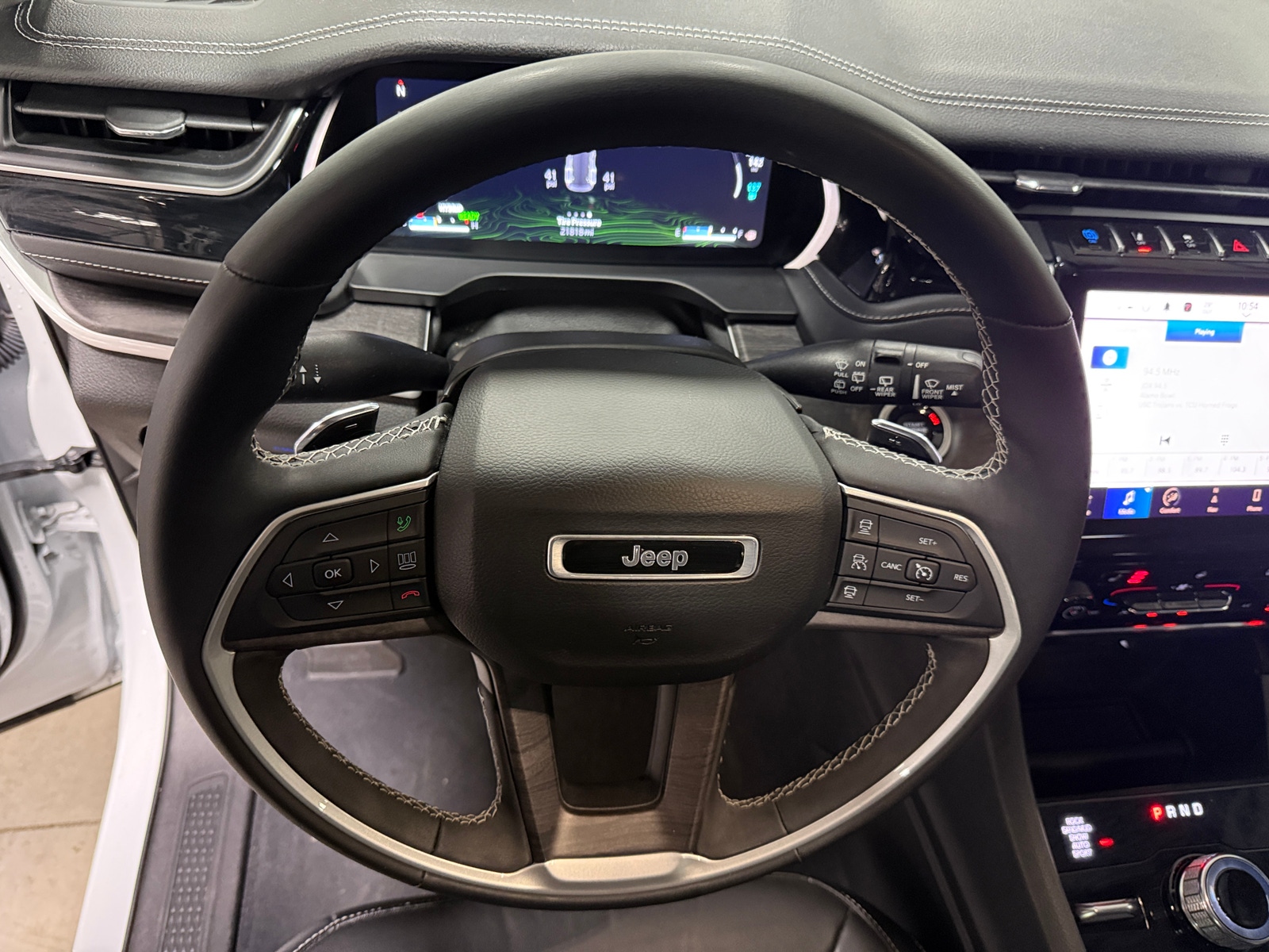 Thumbnail: 2023 Jeep Grand Cherokee - 4