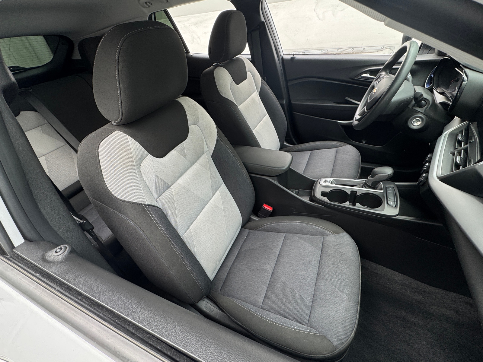 Thumbnail: 2024 Chevrolet Trax - 2