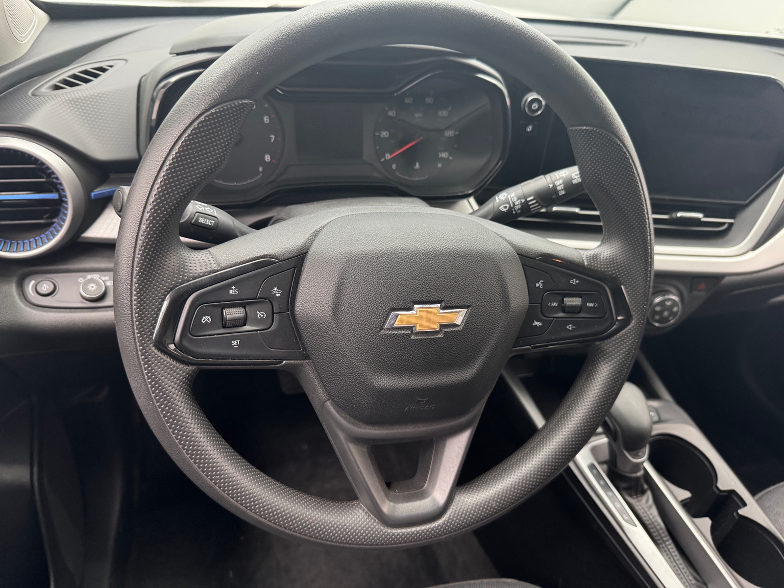 Thumbnail: 2024 Chevrolet Trax - 5