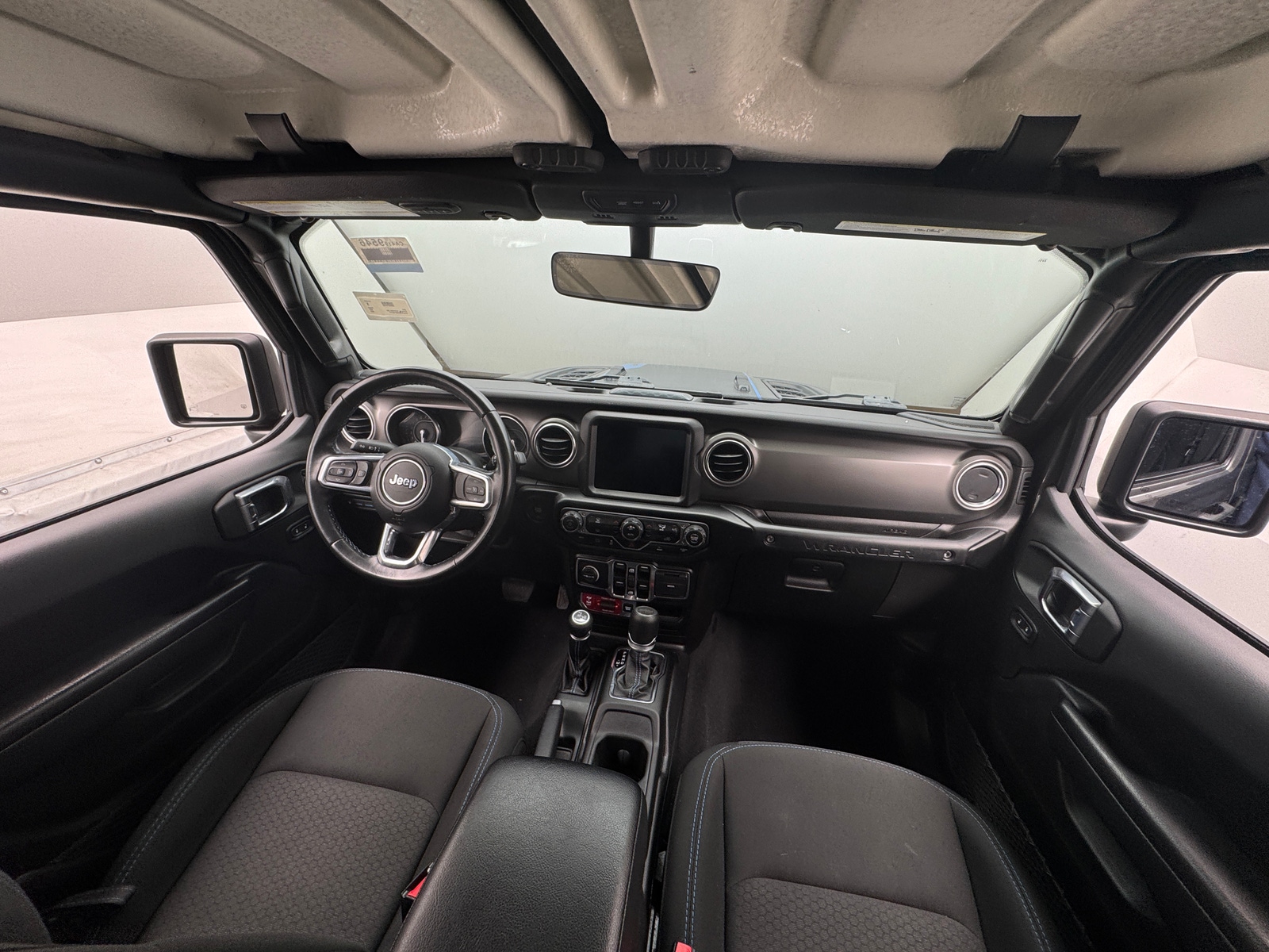 Thumbnail: 2022 Jeep Wrangler - 3