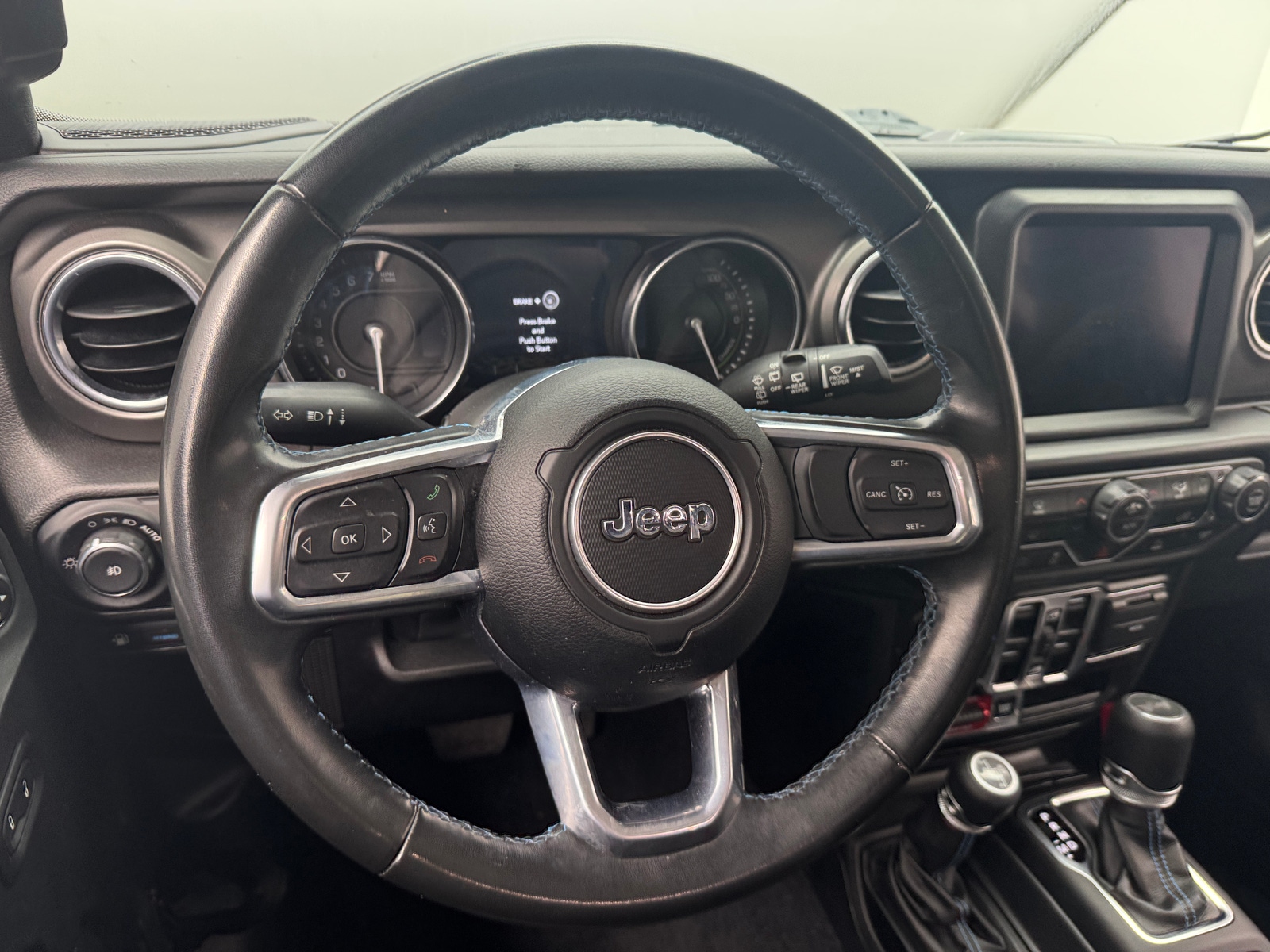 Thumbnail: 2022 Jeep Wrangler - 5