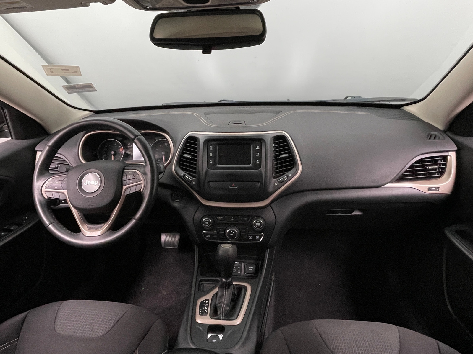 Thumbnail: 2016 Jeep Cherokee - 3