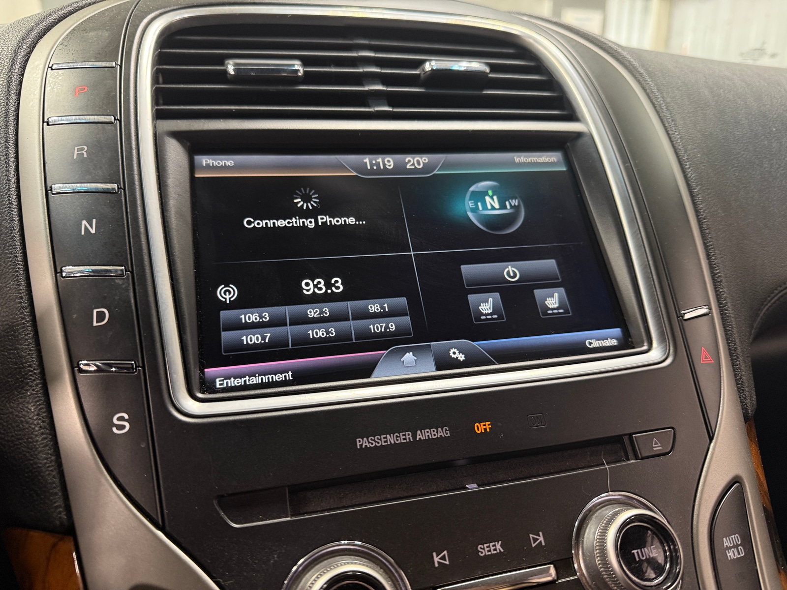 Thumbnail: 2016 Lincoln MKX - 3