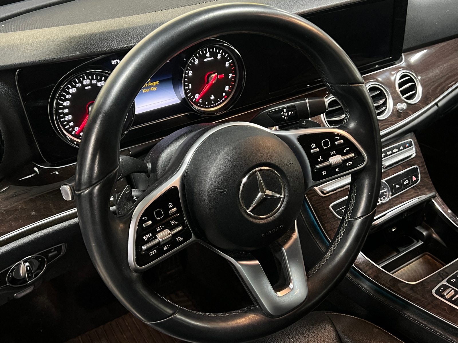 Thumbnail: 2019 Mercedes-Benz E-Class - 4