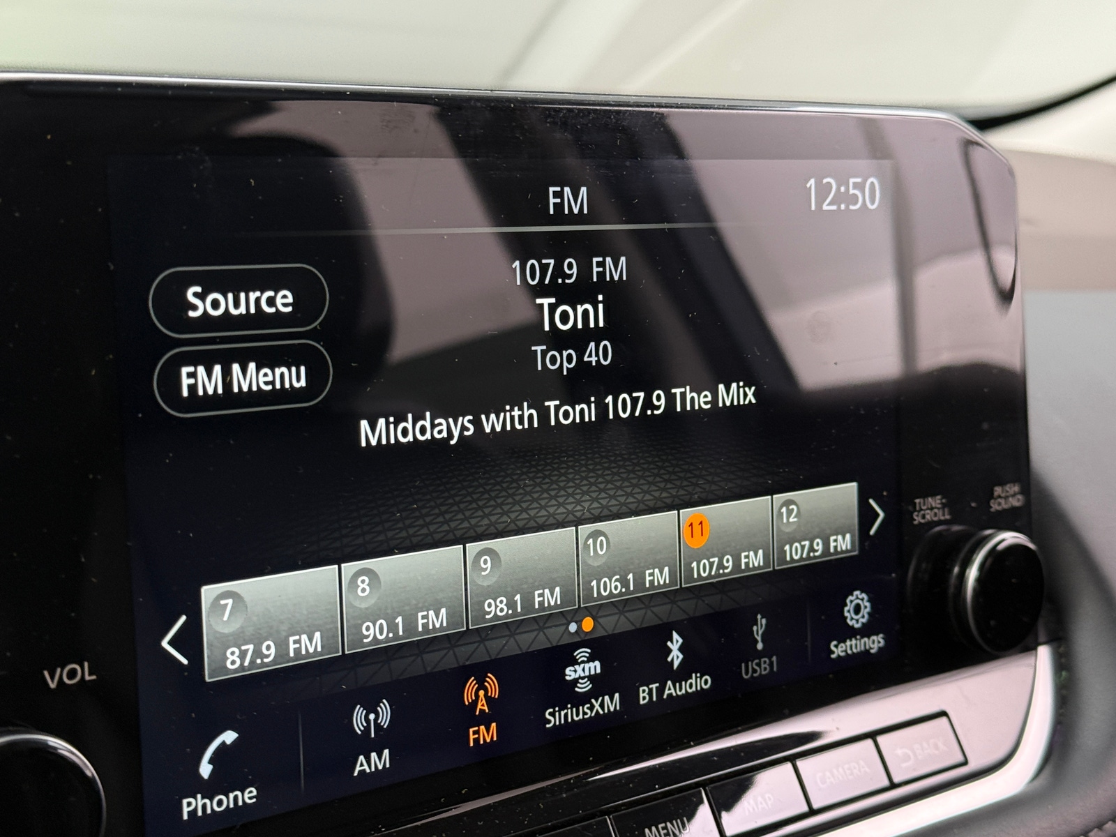 Thumbnail: 2023 Nissan Rogue - 3