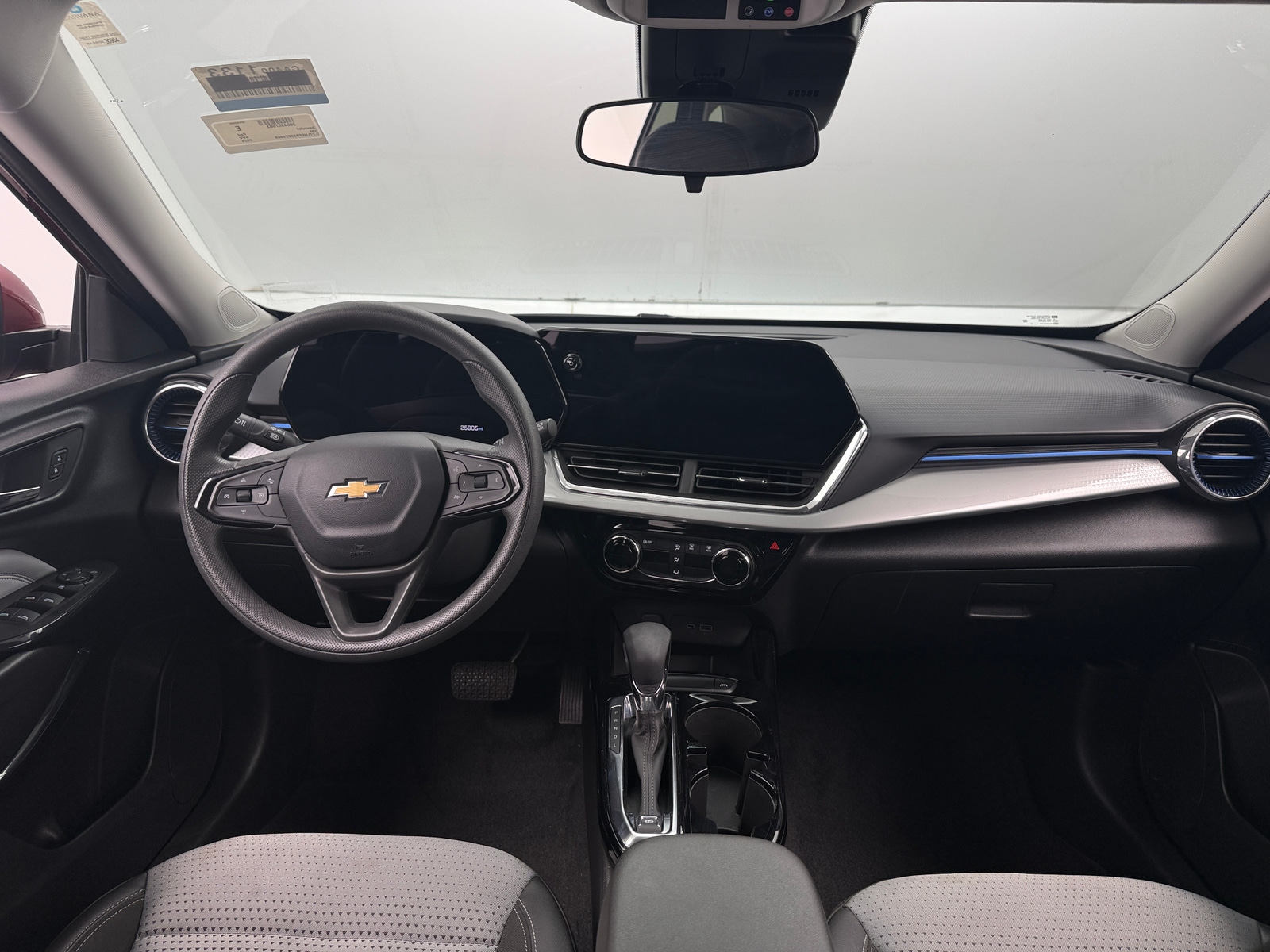 Thumbnail: 2025 Chevrolet Trax - 3